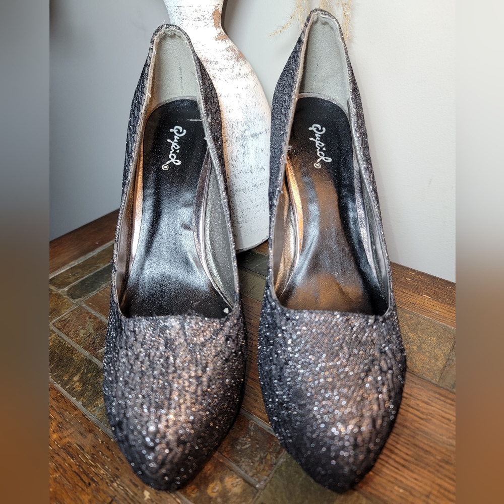 Qupid Metallic Heels‎ - Size 8.5 - Picture 2 of 5